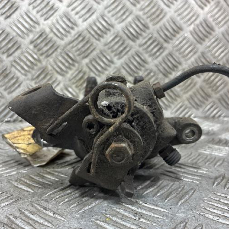 Etrier arriere droit (freinage) PEUGEOT 308 1 Photo n°2