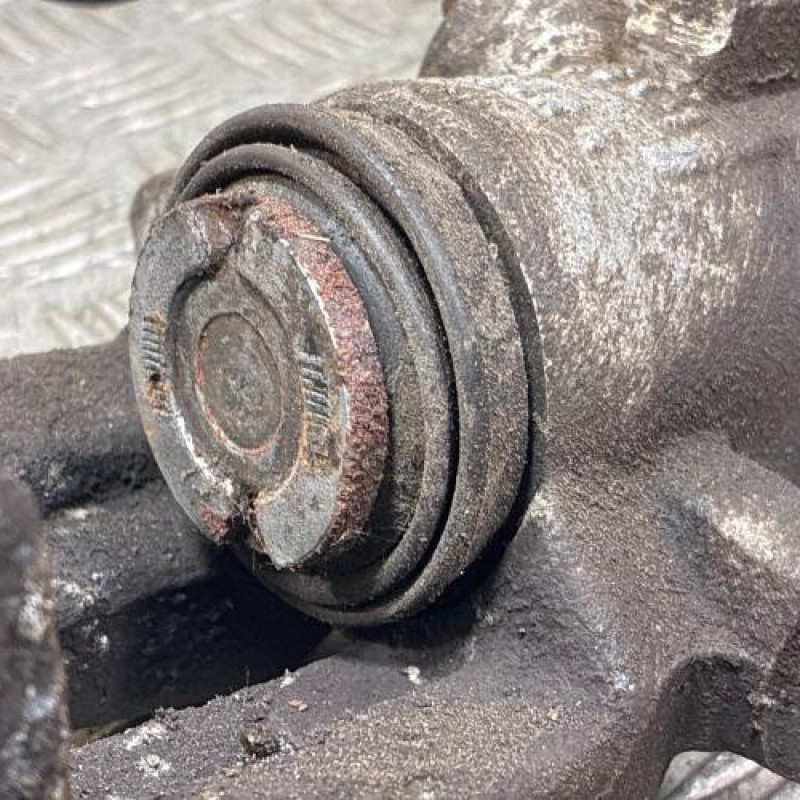 Etrier arriere droit (freinage) PEUGEOT 308 1 Photo n°4