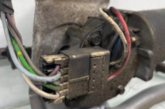 Moteur essuie glace avant PEUGEOT 405