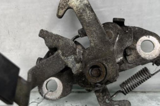 Fermeture de capot PEUGEOT 206+ Photo n°1