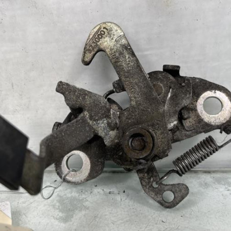 Fermeture de capot PEUGEOT 206+ Photo n°1