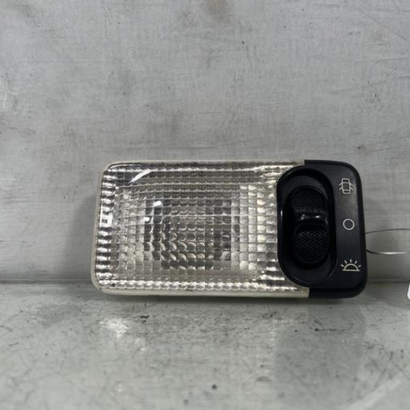 Eclairage de plafonnier PEUGEOT 206+ Photo n°1