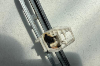 Leve vitre electrique avant droit PEUGEOT 206+