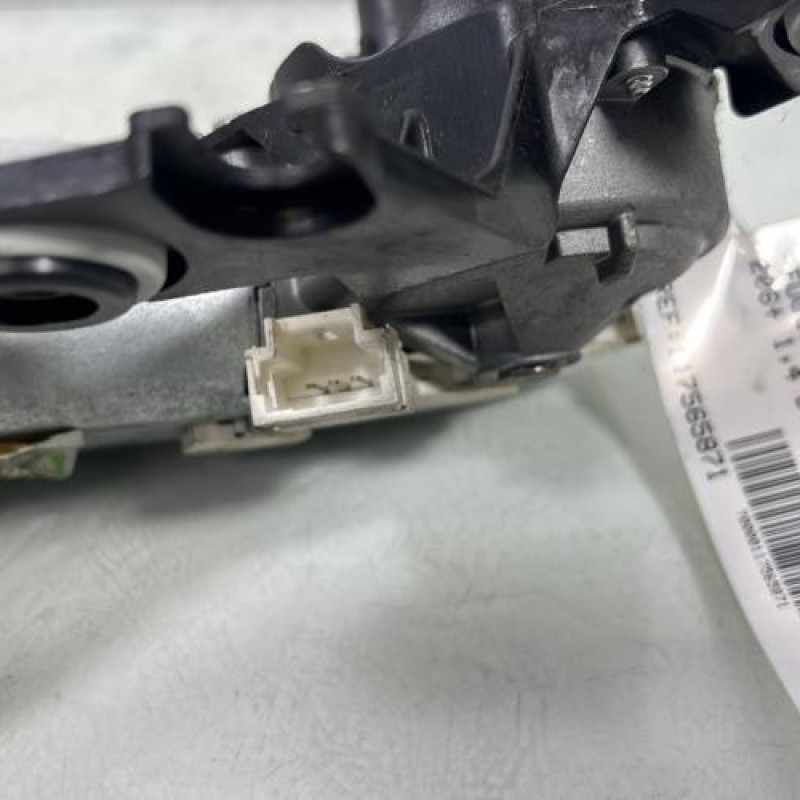Moteur essuie glace arriere PEUGEOT 206+ Photo n°4
