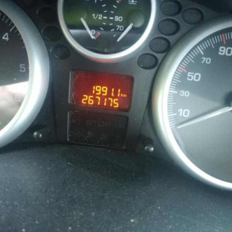 Moteur essuie glace arriere PEUGEOT 206+ Photo n°7