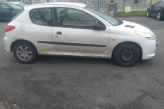 Moteur essuie glace arriere PEUGEOT 206+