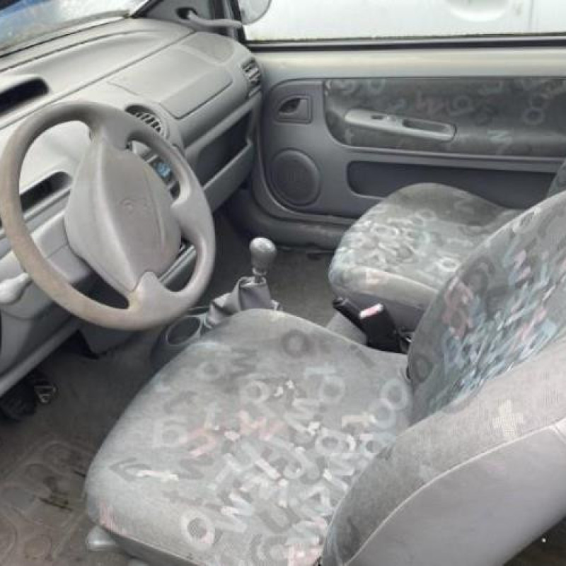 Leve vitre electrique avant gauche RENAULT TWINGO 1 Photo n°6