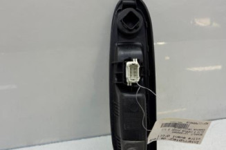 Interrupteur de leve vitre avant droit RENAULT CLIO 2 CAMPUS