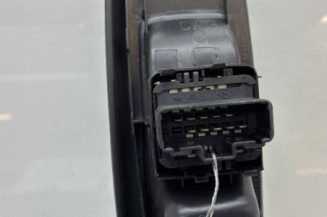 Interrupteur de leve vitre avant gauche RENAULT CLIO 2 CAMPUS