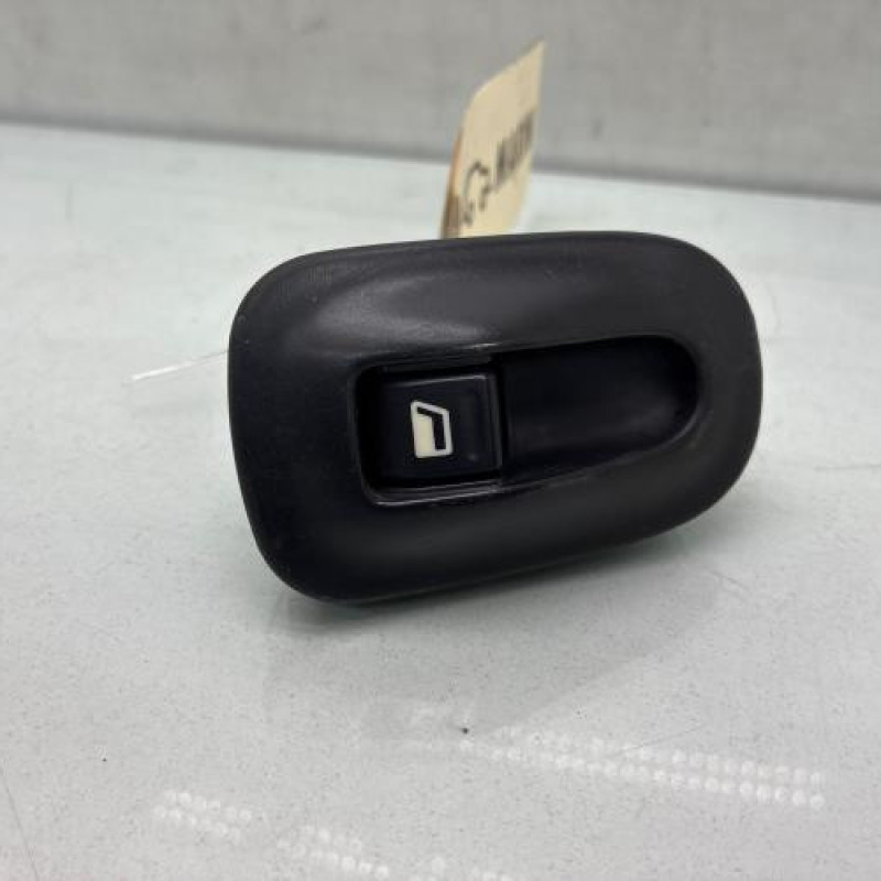 Interrupteur de leve vitre avant droit PEUGEOT 306 Photo n°1