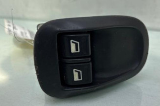 Interrupteur de leve vitre avant gauche PEUGEOT 306 Photo n°1
