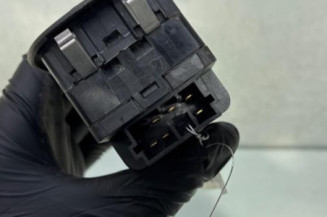 Interrupteur de leve vitre avant gauche PEUGEOT 306