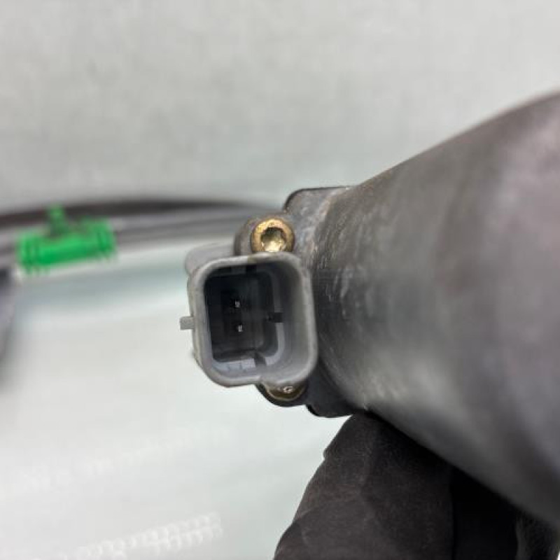 Leve vitre electrique avant gauche PEUGEOT 306 Photo n°3