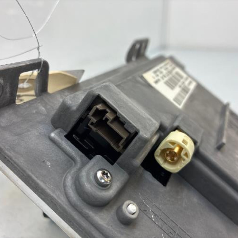 Ecran GPS PEUGEOT 208 1 Photo n°4