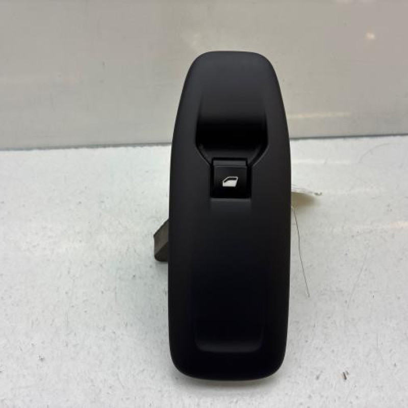 Interrupteur de leve vitre avant droit PEUGEOT 208 1 Photo n°1