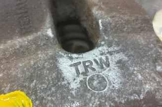 Etrier arriere droit (freinage) RENAULT MEGANE 2