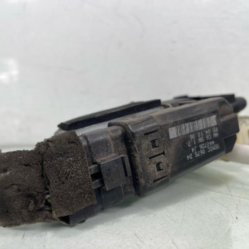 Leve vitre electrique avant gauche RENAULT MEGANE 2 Photo n°3