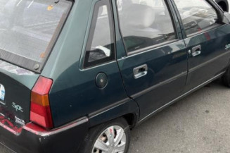 Leve vitre electrique avant gauche CITROEN AX