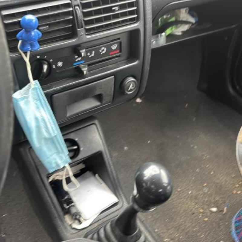 Leve vitre electrique avant gauche CITROEN AX Photo n°19