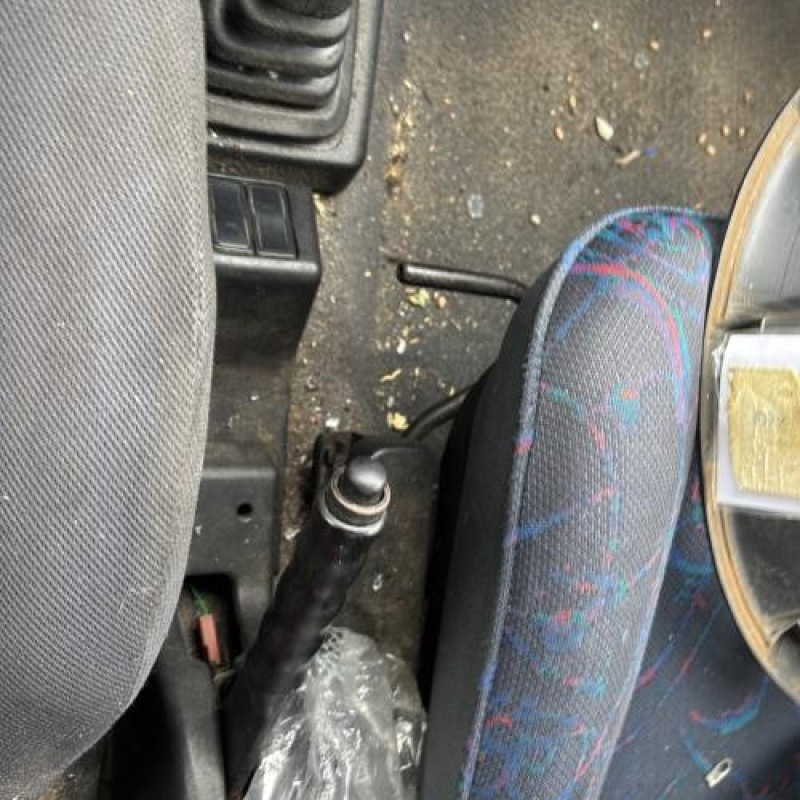 Leve vitre electrique avant gauche CITROEN AX Photo n°20