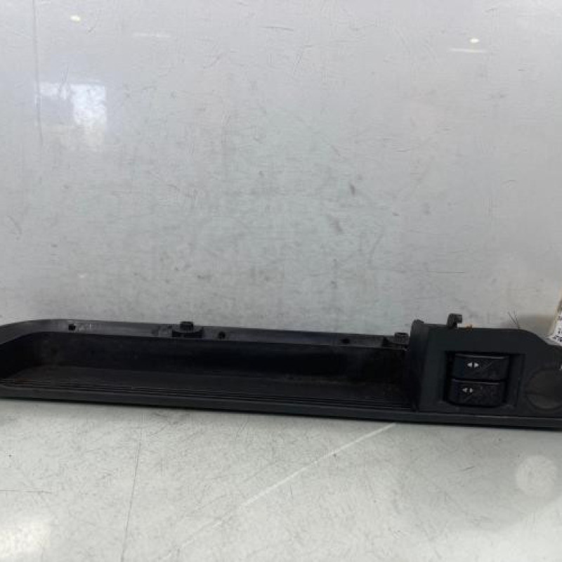 Interrupteur de leve vitre avant gauche RENAULT CLIO 1 Photo n°1