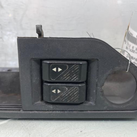 Interrupteur de leve vitre avant gauche RENAULT CLIO 1