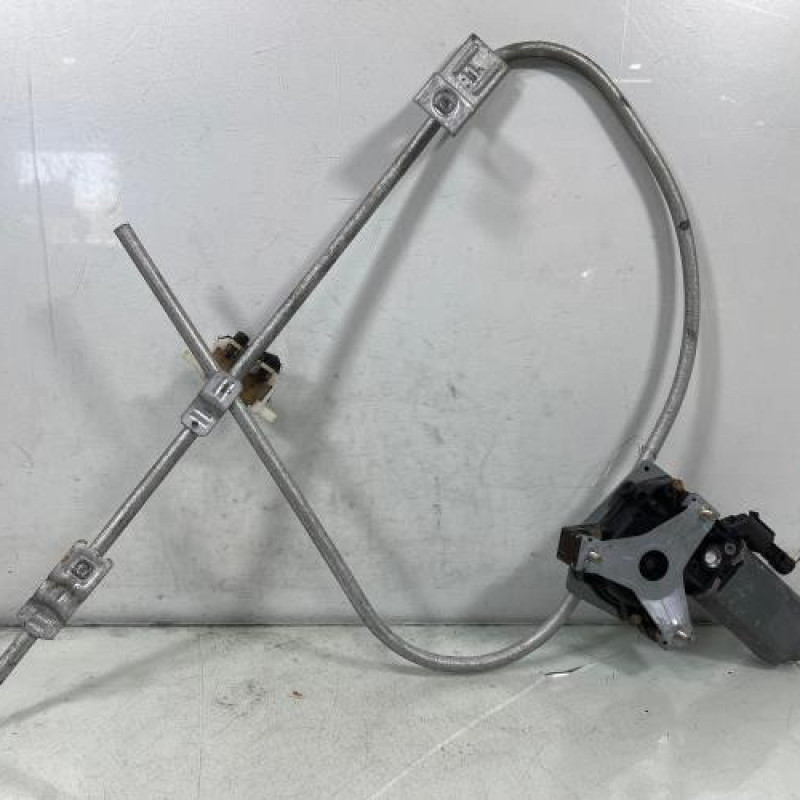 Leve vitre electrique avant droit RENAULT CLIO 1 Photo n°3