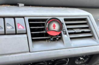 Leve vitre electrique avant droit RENAULT CLIO 1