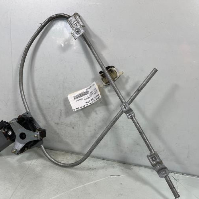 Leve vitre electrique avant gauche RENAULT CLIO 1 Photo n°3