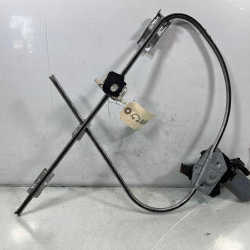 Leve vitre electrique avant gauche RENAULT CLIO 1 Photo n°4