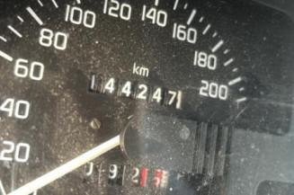 Moteur essuie glace avant RENAULT CLIO 1