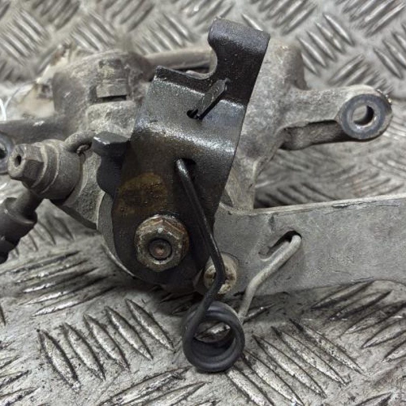 Etrier arriere droit (freinage) PEUGEOT EXPERT 3 Photo n°3
