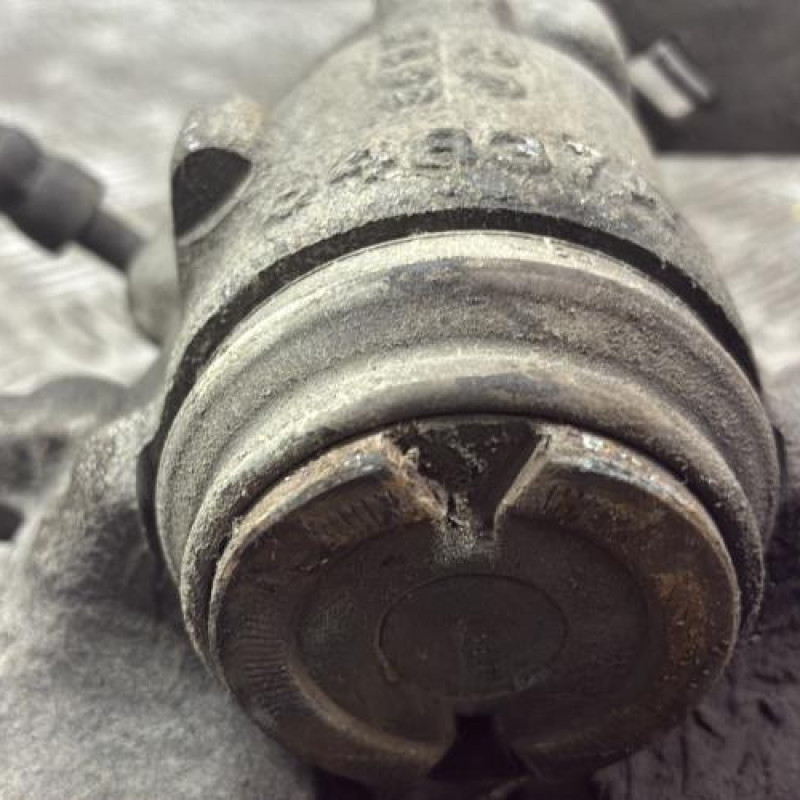 Etrier arriere droit (freinage) PEUGEOT EXPERT 3 Photo n°5