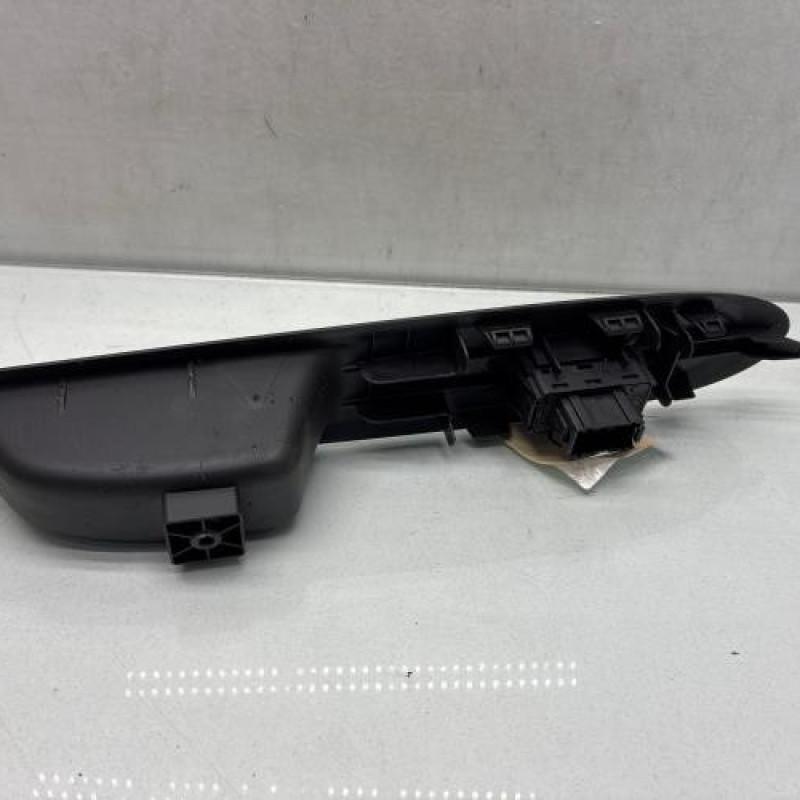 Interrupteur de leve vitre avant droit CITROEN DS3 Photo n°2