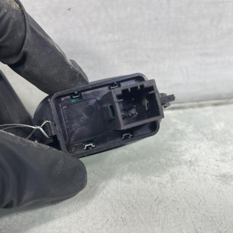 Interrupteur de leve vitre avant gauche CITROEN C2 Photo n°3