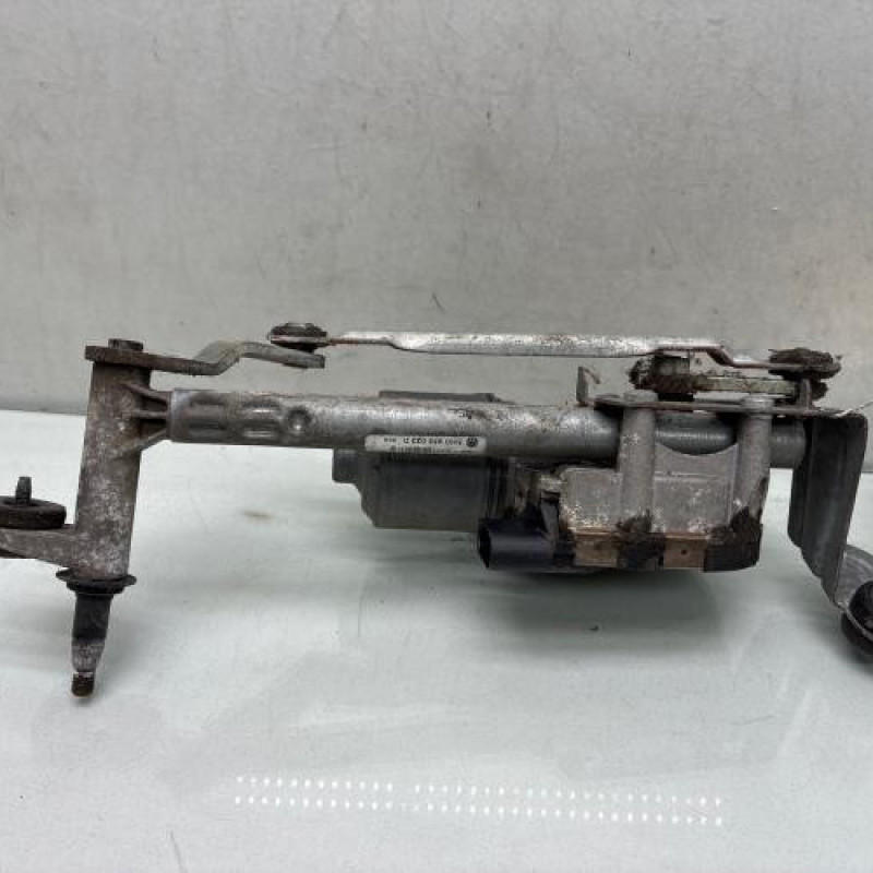 Moteur essuie glace avant gauche VOLKSWAGEN GOLF PLUS Photo n°3