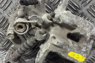 Etrier arriere gauche (freinage) SUZUKI BALENO 2 Photo n°1