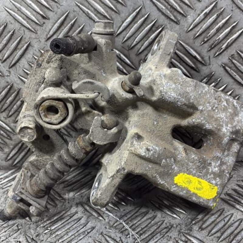 Etrier arriere gauche (freinage) SUZUKI BALENO 2 Photo n°1