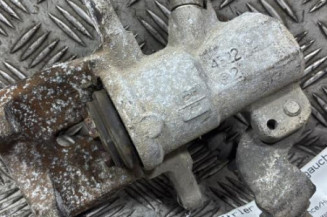 Etrier arriere gauche (freinage) SUZUKI BALENO 2