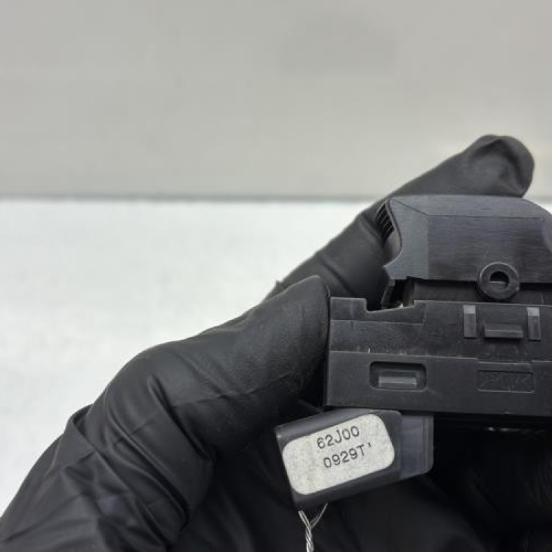 Interrupteur de leve vitre avant droit OPEL AGILA B Photo n°3