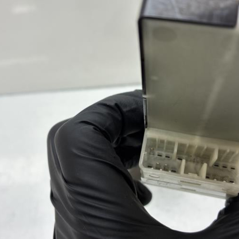 Interrupteur de leve vitre avant gauche OPEL AGILA B Photo n°4