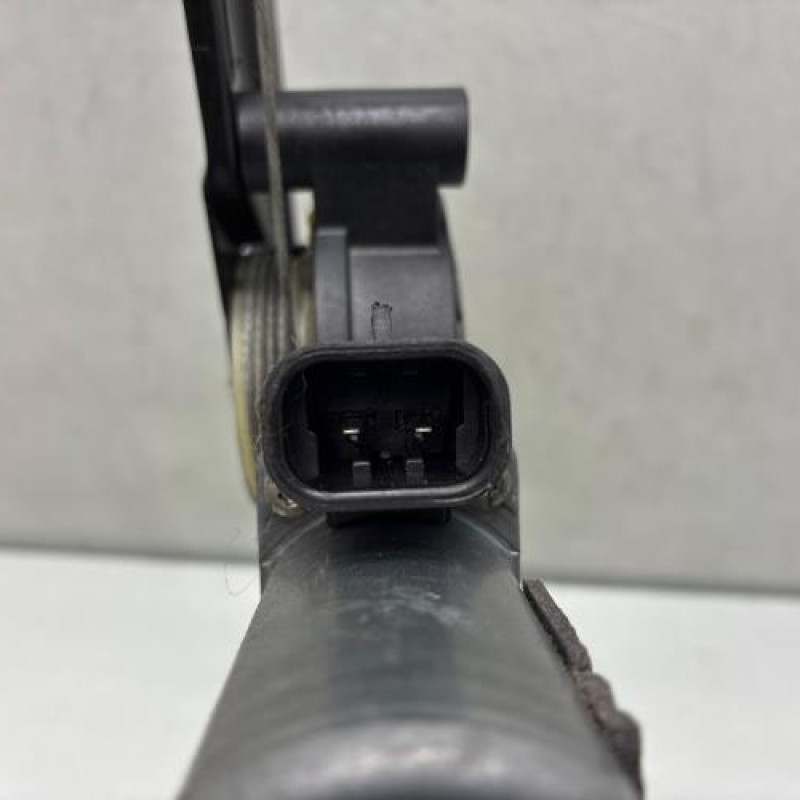 Leve vitre electrique avant gauche FORD KA 2 Photo n°4