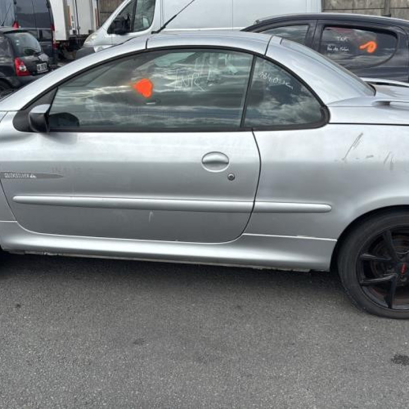 Leve vitre electrique arriere gauche PEUGEOT 206 Photo n°13