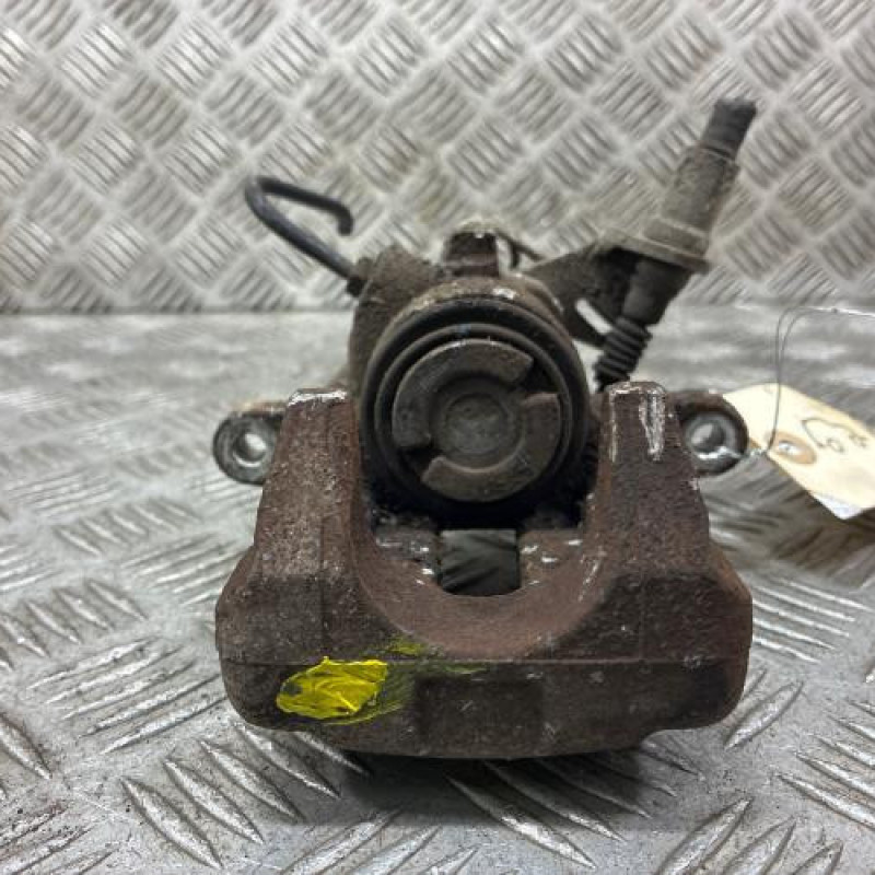 Etrier arriere droit (freinage) PEUGEOT 308 1 Photo n°4