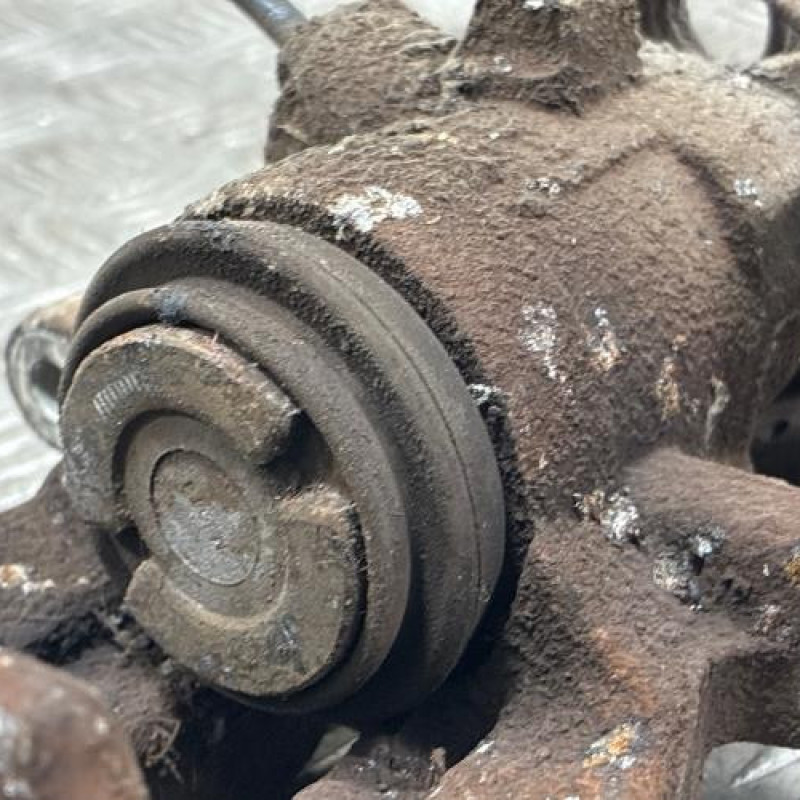 Etrier arriere droit (freinage) PEUGEOT 308 1 Photo n°5