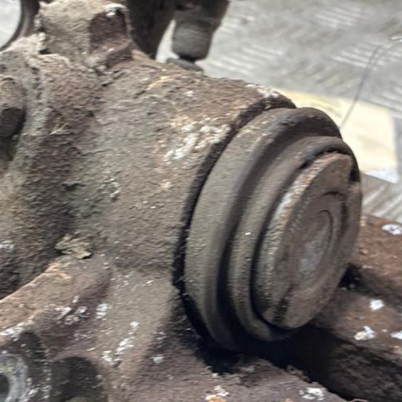 Etrier arriere droit (freinage) PEUGEOT 308 1 Photo n°6