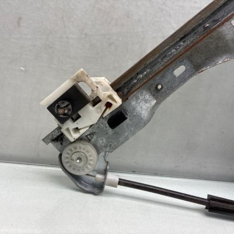 Leve vitre electrique avant gauche CITROEN C4 PICASSO 1 Photo n°3