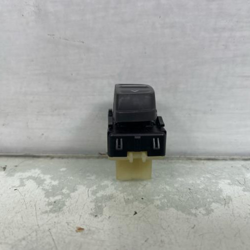 Interrupteur de leve vitre avant droit DACIA SANDERO 2 Photo n°4