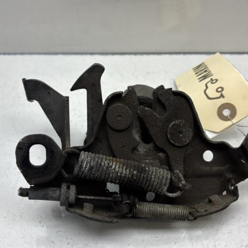 Fermeture de capot NISSAN NOTE 1 Photo n°2