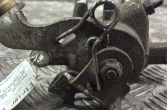 Etrier arriere droit (freinage) PEUGEOT 3008 1